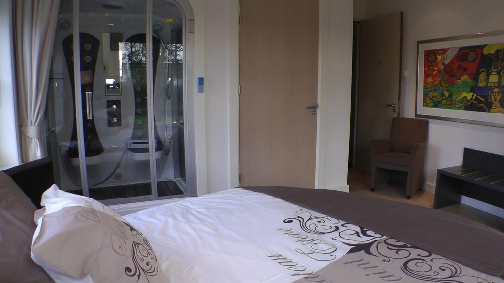 Bed And Breakfast Hoeve Chapeau Katwoude Zimmer foto